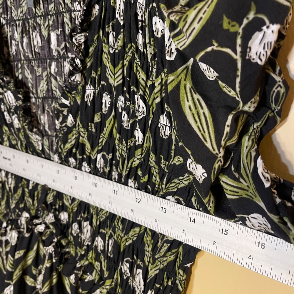 Anthropologie Black and White Floral Blouse - Picture 9 of 9